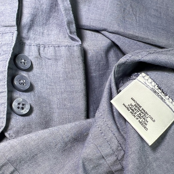 👚👕 Two Button-Up Long Sleeve Shirts one blue one pink - Picture 8 of 12